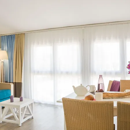 Üdülőpark Pierre & Le Palais Des Gouverneurs 3*
