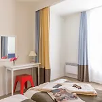 Pierre & Le Palais Des Gouverneurs Holiday park 3*