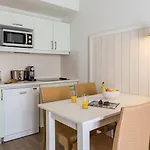 Holiday park Pierre & Le Palais Des Gouverneurs 3*