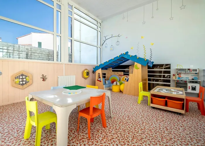 Pierre & Le Palais Des Gouverneurs Ferienpark 3*