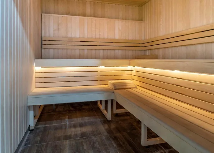 Pierre & Le Palais Des Gouverneurs Ferienpark Saint-Martin-de-Ré