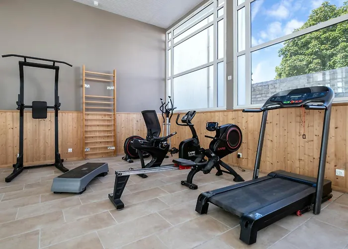 Pierre & Le Palais Des Gouverneurs 3*