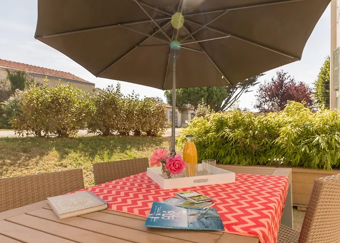 Ferienpark Pierre & Le Palais Des Gouverneurs