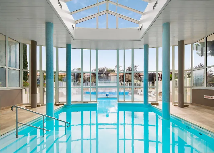 Pierre & Le Palais Des Gouverneurs Ferienpark