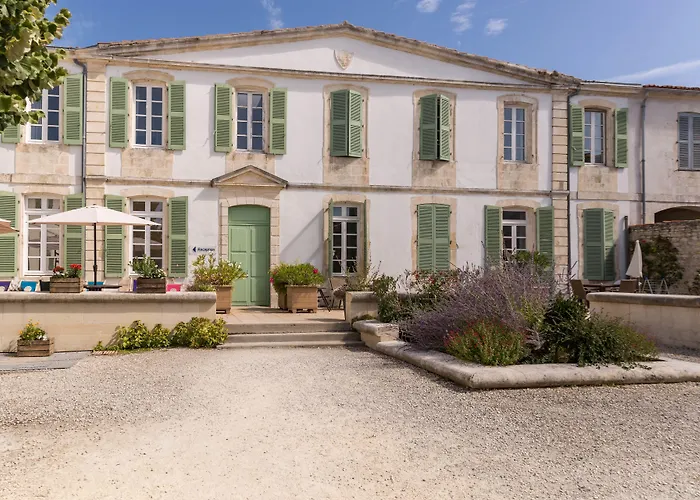 Pierre & Le Palais Des Gouverneurs Ferienpark