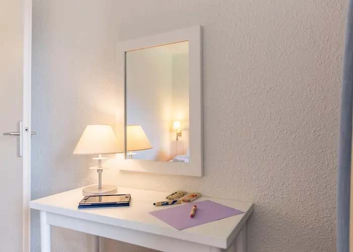 Ferienpark Pierre & Le Palais Des Gouverneurs 3*